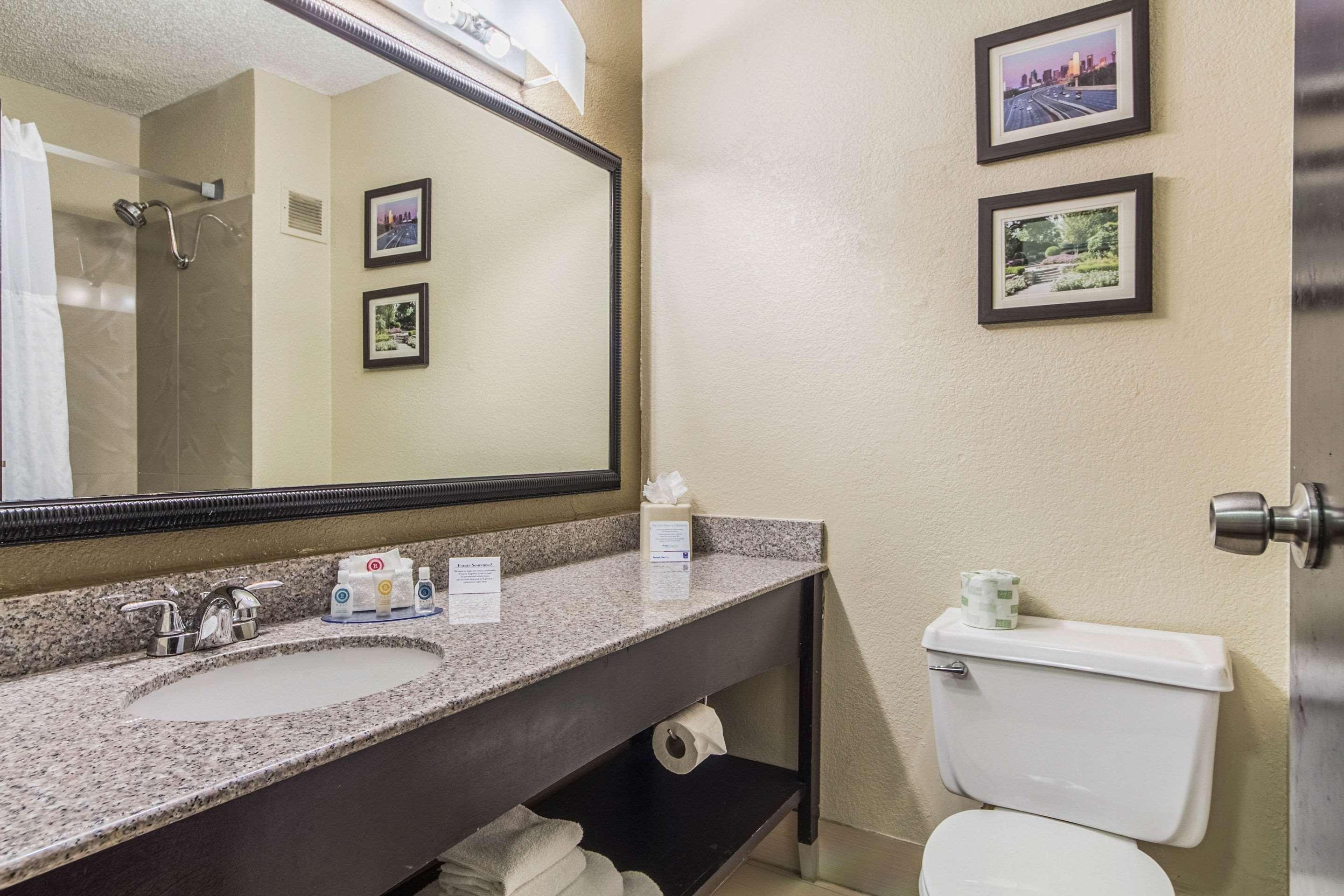 Comfort Inn Dallas Park Central Eksteriør bilde
