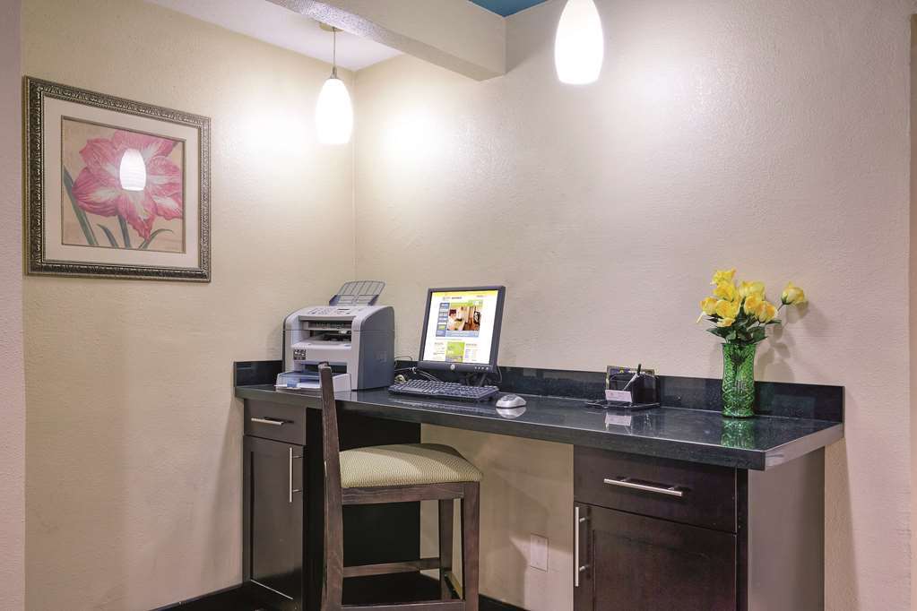 Comfort Inn Dallas Park Central Fasiliteter bilde